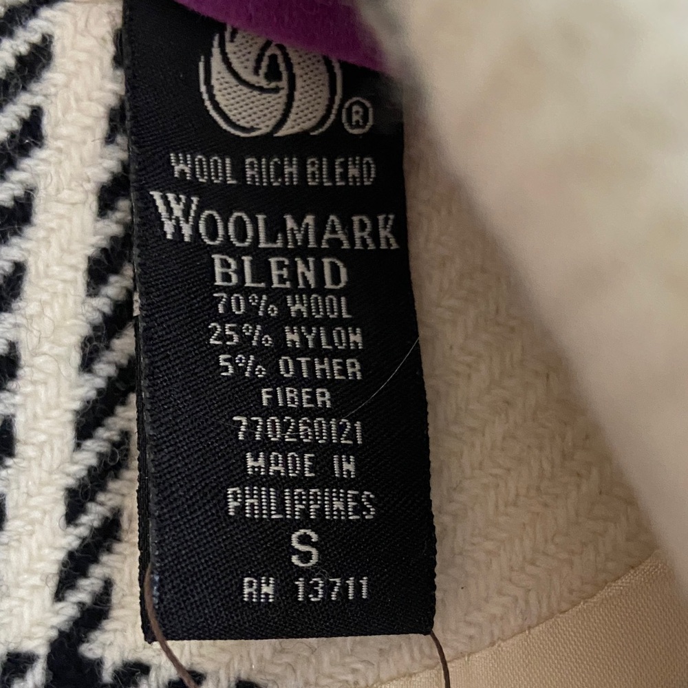 Vintage Valerie Stevens Cream Windowpane Plaid Coat with Black Grid - Picture 4 of 12
